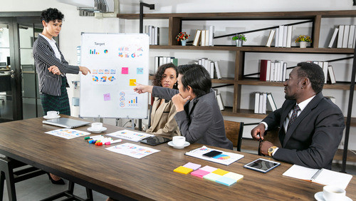 What Is an eCommerce Business Plan for Vape Shops and How to Create One thumbnail image