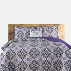 4-Piece Wrinkle-Resistant Reversible Quilt Set product image