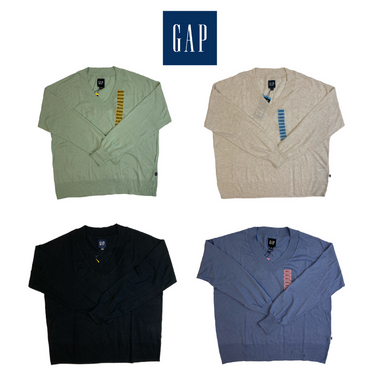GAP Women's Relaxed Fit Lightweight V-Neck Sweater product image