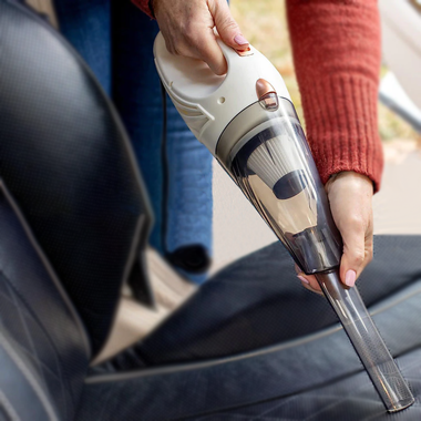 12V Portable Handheld Car Vacuum Cleaner with Attachments product image