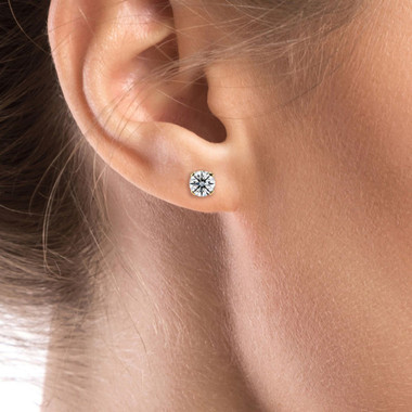 1-Carat Real Diamond Stud Earrings in 14 Karat Gold product image
