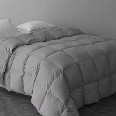 Queen Size Luxury Feather Fiber Down Comforter product image