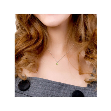 4/5 Carat (ctw) Peridot Heart Solitaire Pendant Necklace product image