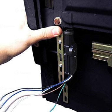 Universal High Power Car Door Lock Actuator (Set of 2) product image