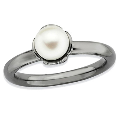 Freshwater Cultured Pearl Ring in Ruthenium Black Plated Sterling Silver product image