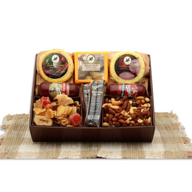 Sweet N' Savory Classic Favorites Gift Box product image