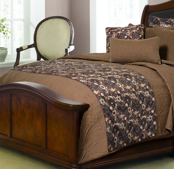 Donna Sharp Ashton Bed Scarf product image