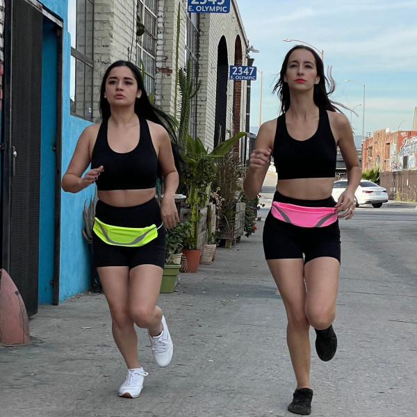 Water-Resistant Sport Waist Pack Running Belt with Reflective Strip product image