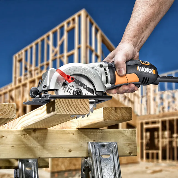 WORX® 4-1/2" WX429L 4-Amp Compact Circular Saw product image