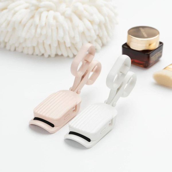 Heat-Enhanced Eyelash Curler PRO product image