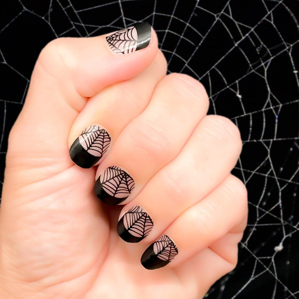 Halloween-Themed Nail Wraps product image