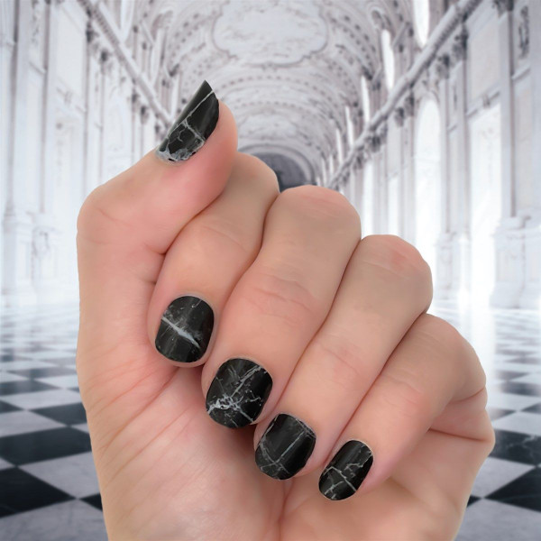 Halloween-Themed Nail Wraps product image