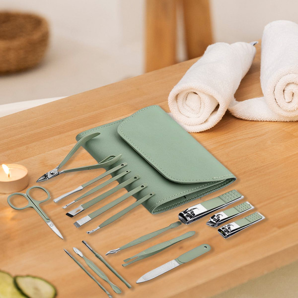 16-Piece Manicure Pedicure Facial Grooming Kit in Leather Case (2-Pack) product image