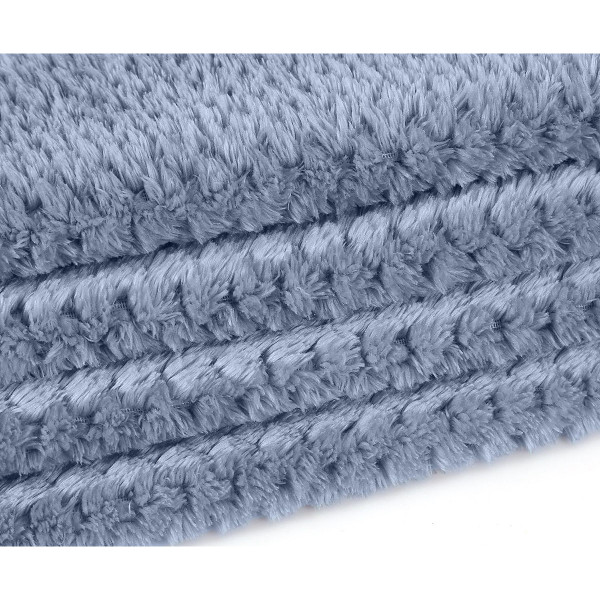 Fluffy Pet Blankets (2 Sizes) product image Fluffy Pet Blankets (2 Sizes) product image