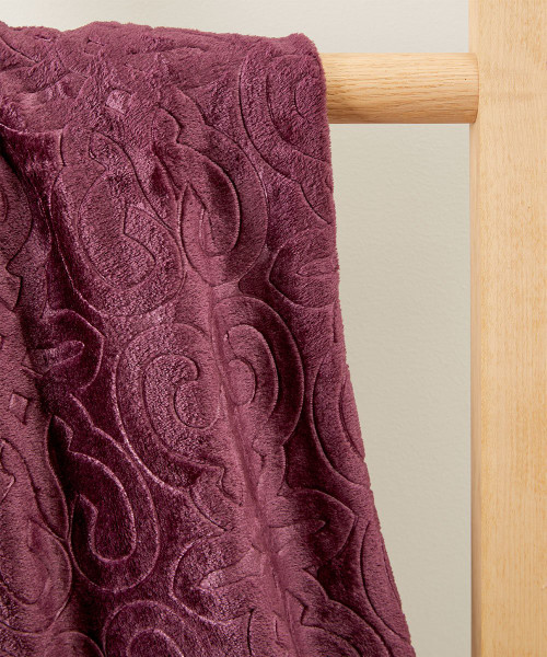 Soft Dama 50 x 60-Inch Embossed Plush Throw Blanket product image
