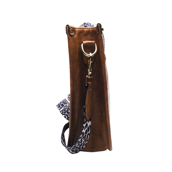 Hailey Messenger Bag product image