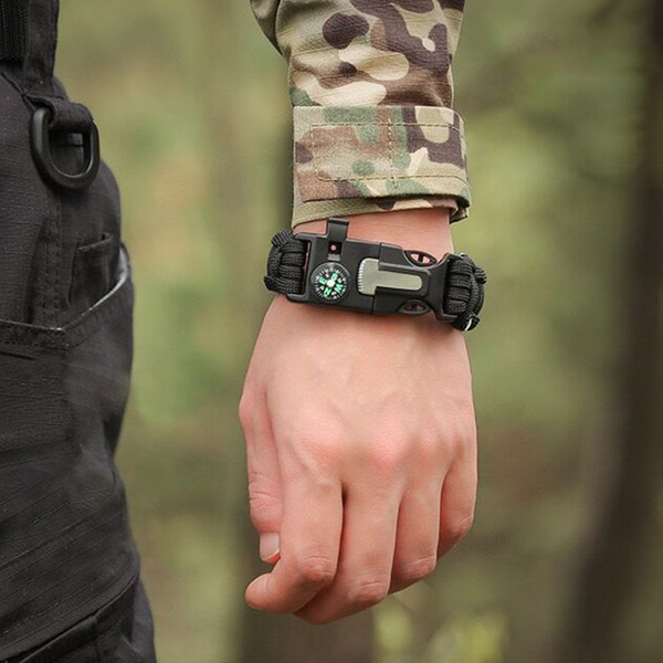 LakeForest 121-Piece Emergency Survival Kit product image