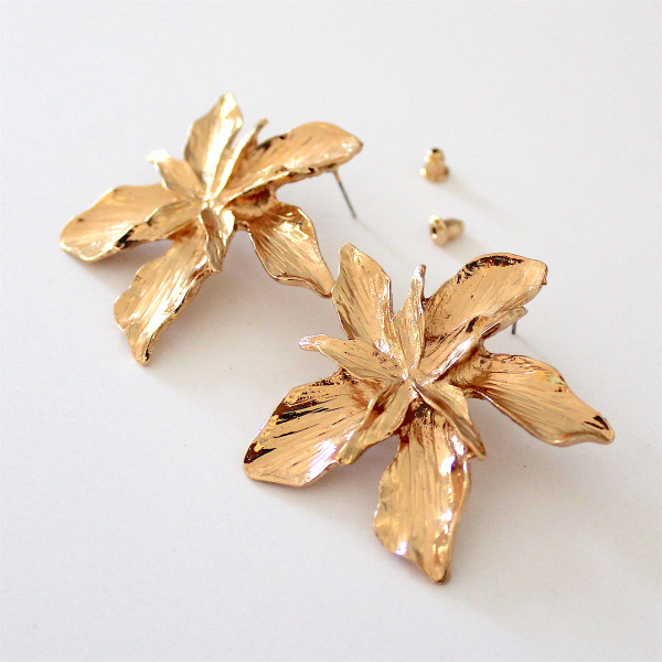 Coconut Flower Earrings product image