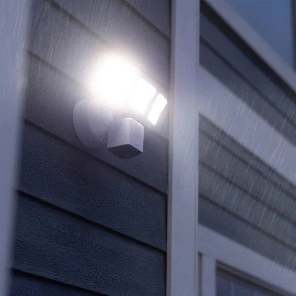 Wyze Smart Cam Floodlight Pro + Wyze Cam V4 2.5K  product image