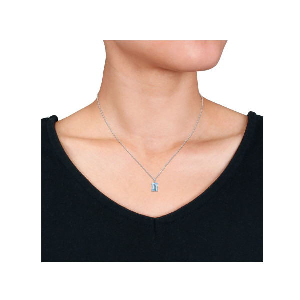 2.75 Carat (ctw) Blue Topaz Pendant Necklace in Sterling Silver product image