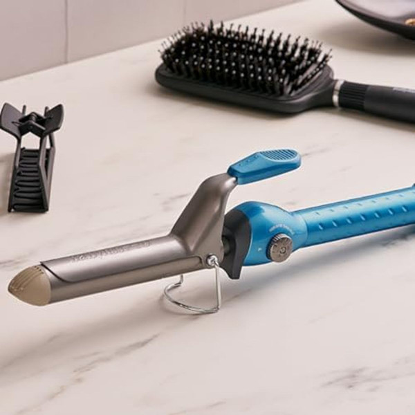 1" BabylissPro Nano Titanium Curling Iron Wand product image