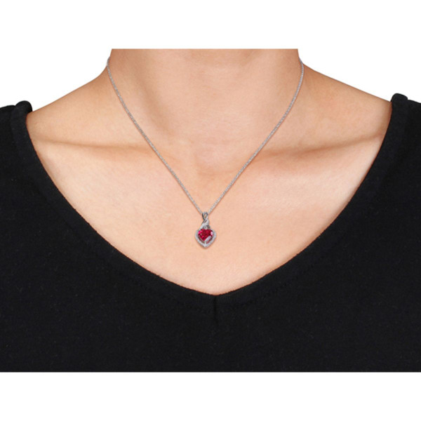 2.80 Carat (ctw) Lab-Created Ruby Heart Necklace  product image