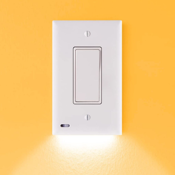 LED Motion Light Switch Plate Cover (4-Pack) product image