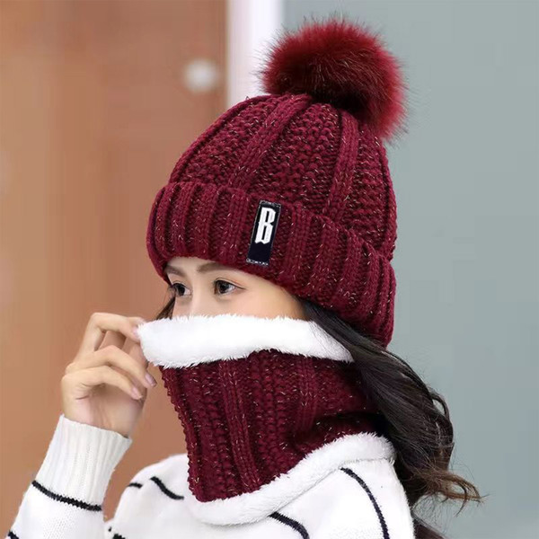 N'Polar™ Women's Winter Hat and Scarf Set product image