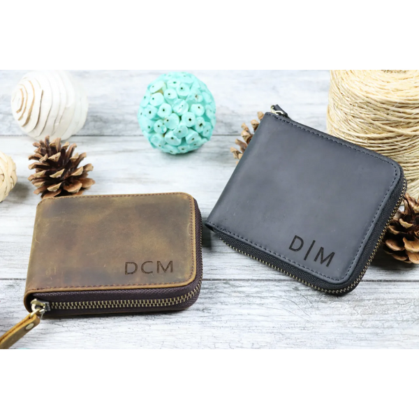 Personalized Full-Zip Leather Wallet product image