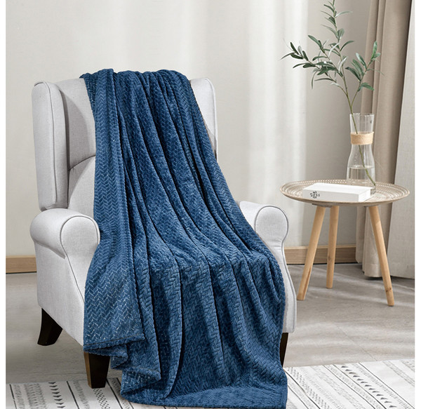 Chevron Jacquard Braided Oversized Throw Blanket product image