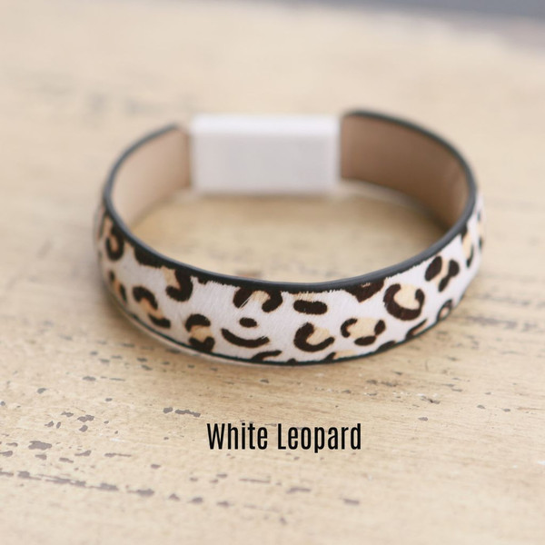 Apple USB Lightning Cable Charging Bracelet product image