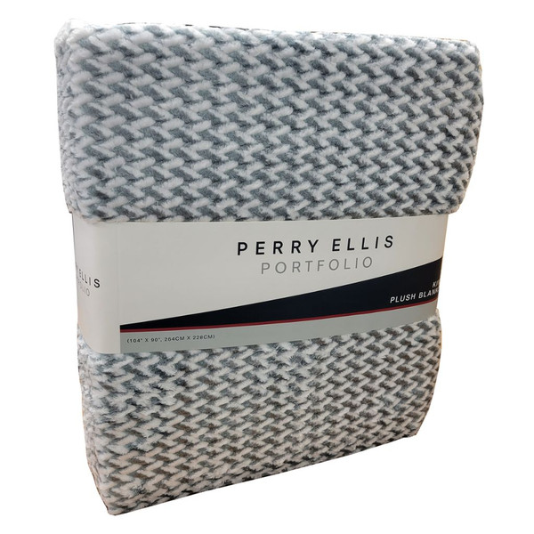 Perry Ellis® Portfolio Gray Enzo Chevron Jacquard King Blanket product image
