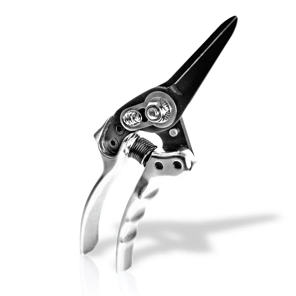 Basilica Botanica® Garden Bundle with Hose Nozzle and Micro Pruning Shears product image