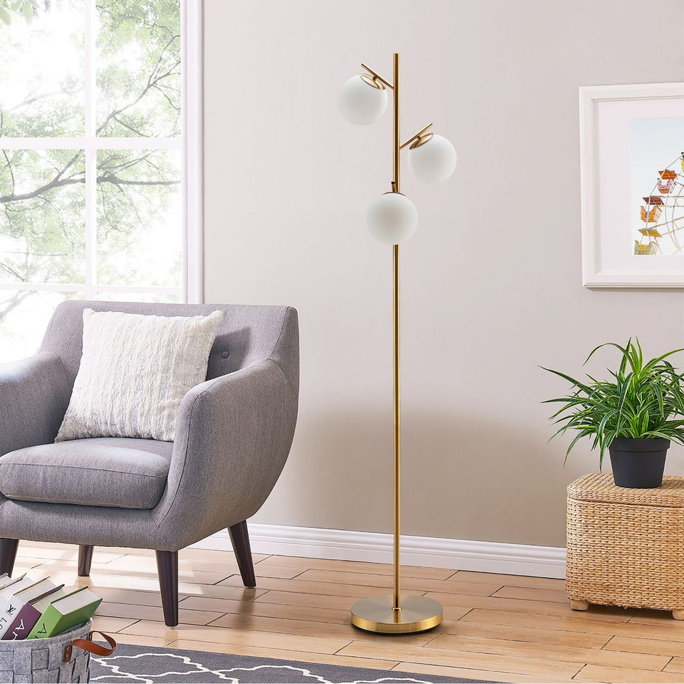 3-Globe Modern Floor Lamp product image