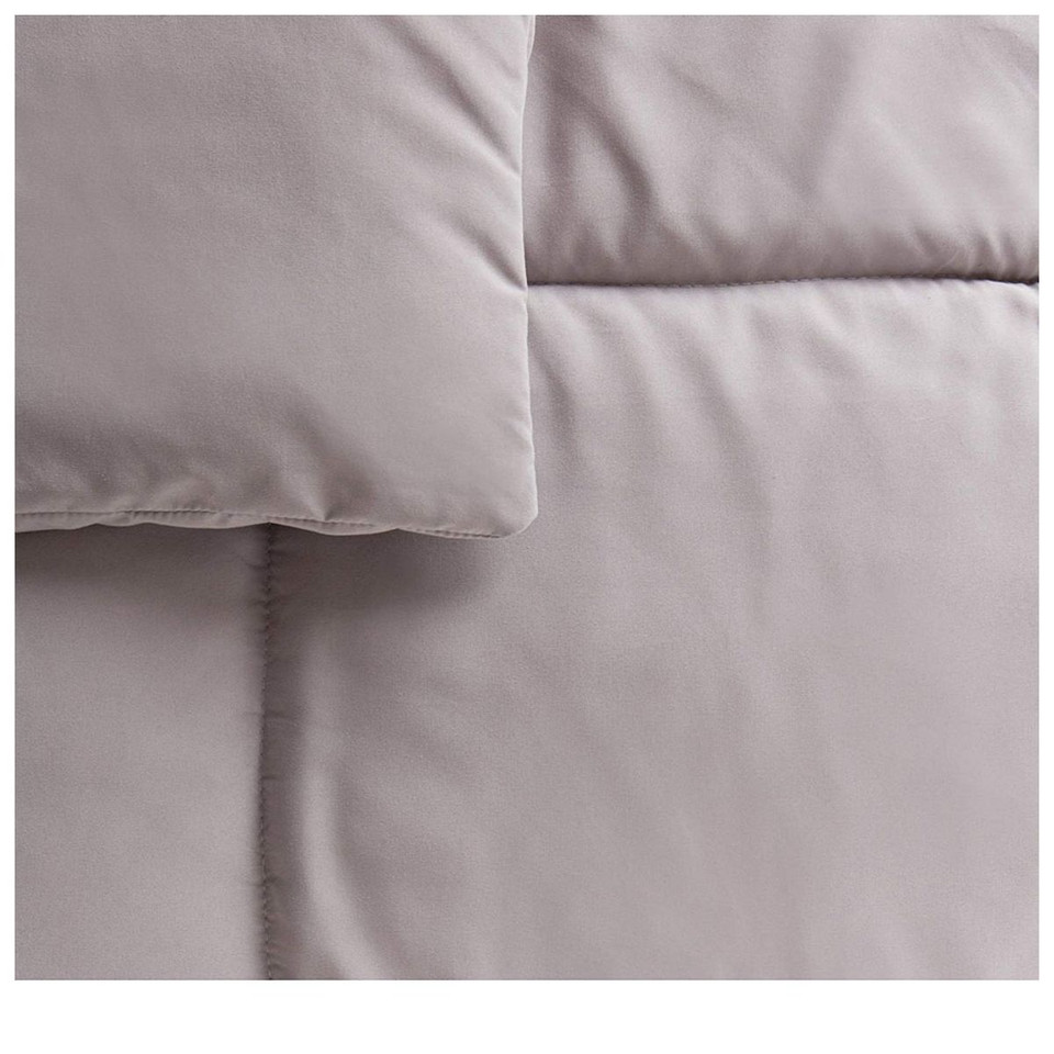 Cheer Collection™ Luxurious Down Alternative Comforter product image