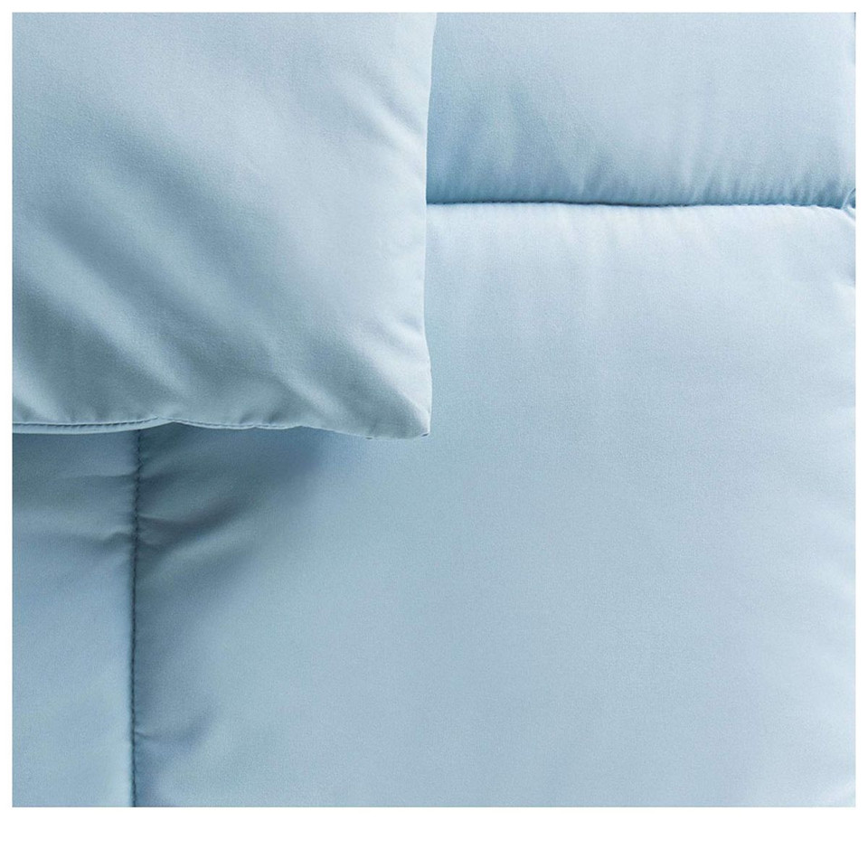 Cheer Collection™ Luxurious Down Alternative Comforter product image