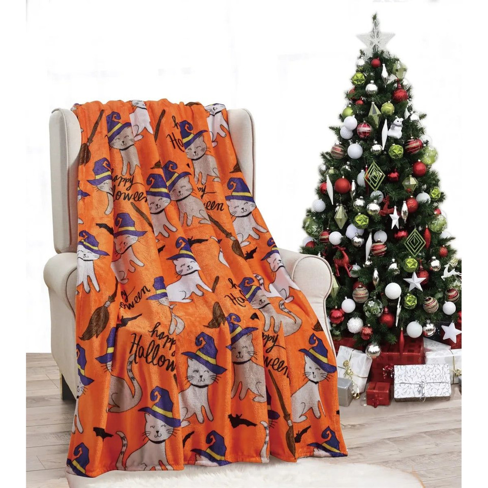 Halloween 50 x 60 Throw Blankets product image