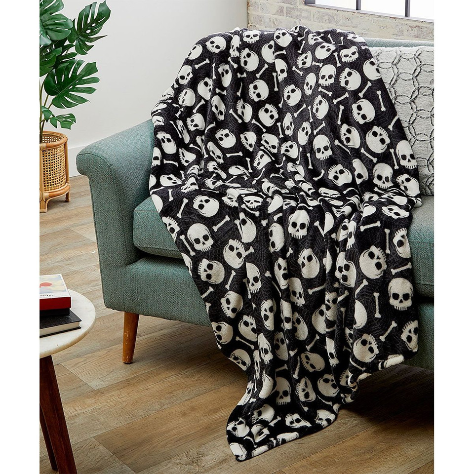 50 x 60-Inch Autumn and Halloween Throw Blanket product image