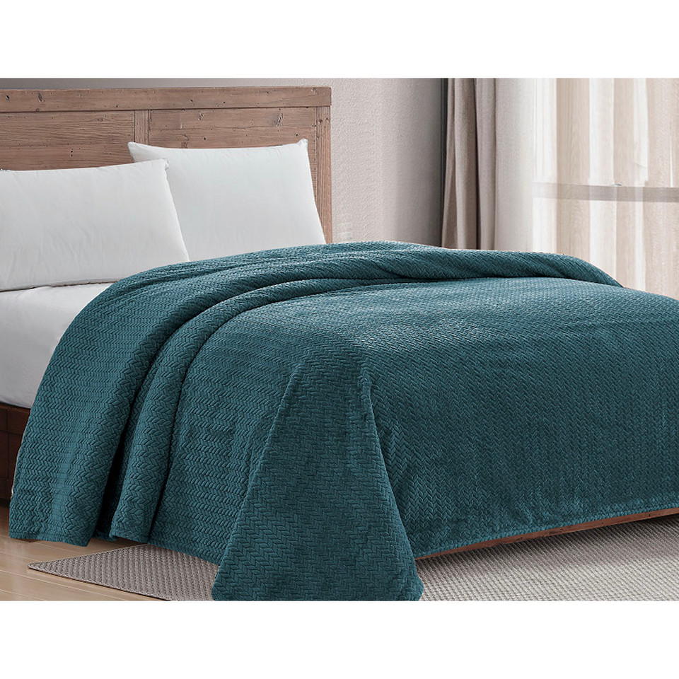 Sheradian Chevron Jacquard Braided Blanket product image