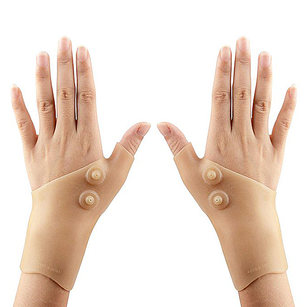 Magnetic Therapy Thumb + Wrist Support Sleeve product image