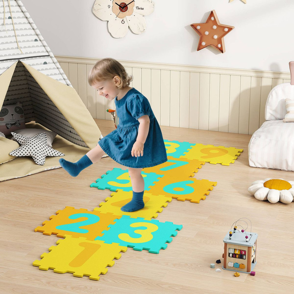 Kids' Hopscotch Play Mat (9 Pieces) product image