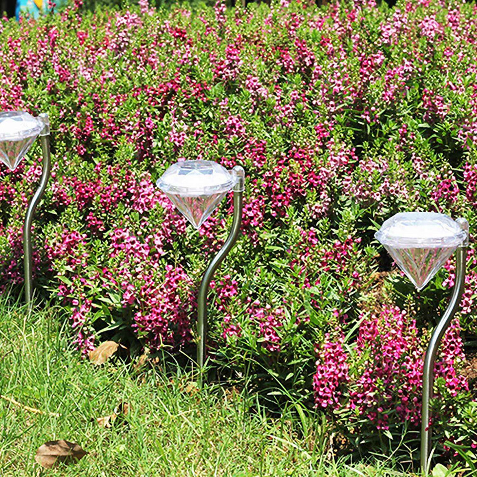 Diamond Solar Garden Light (4-Pack) product image