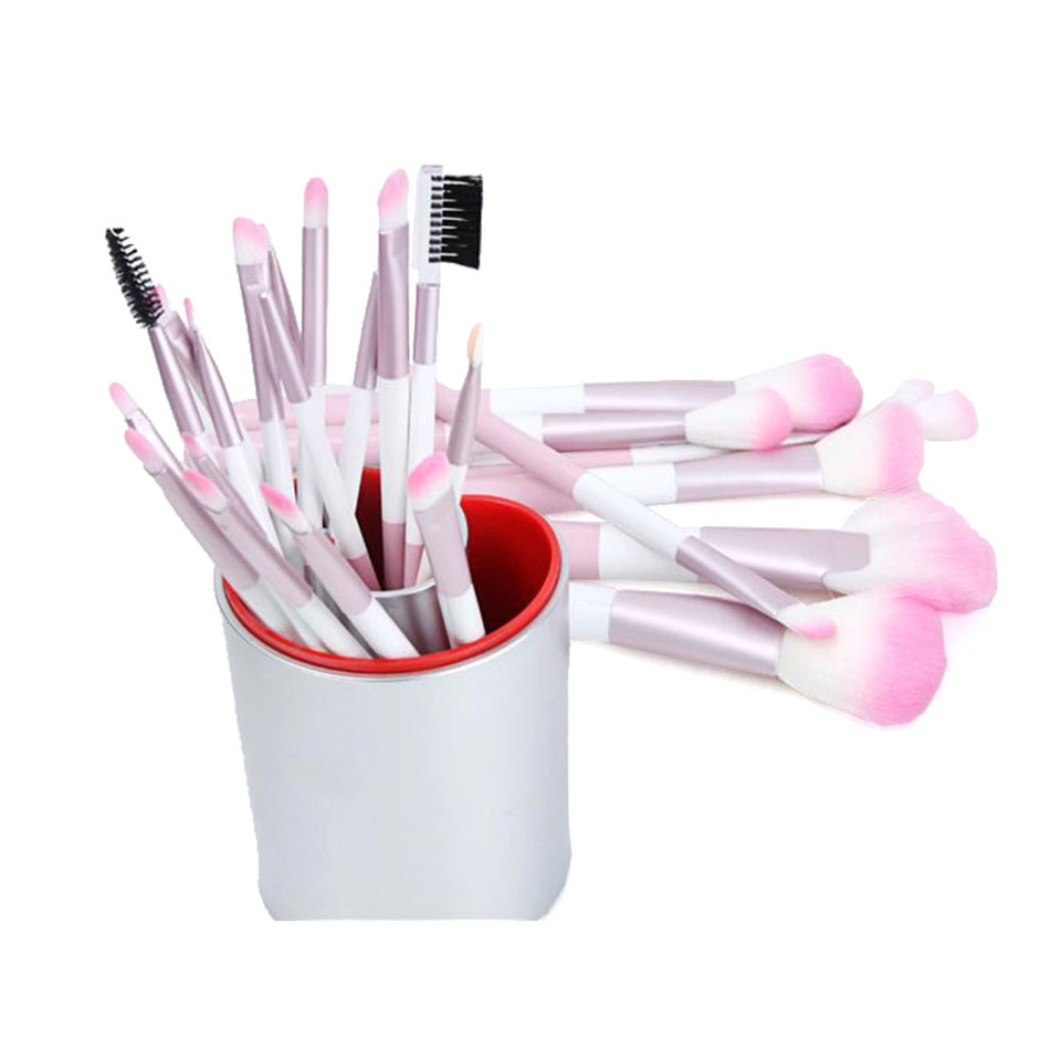 24-Piece Professional Makeup Brush Set with Carrying Case product image