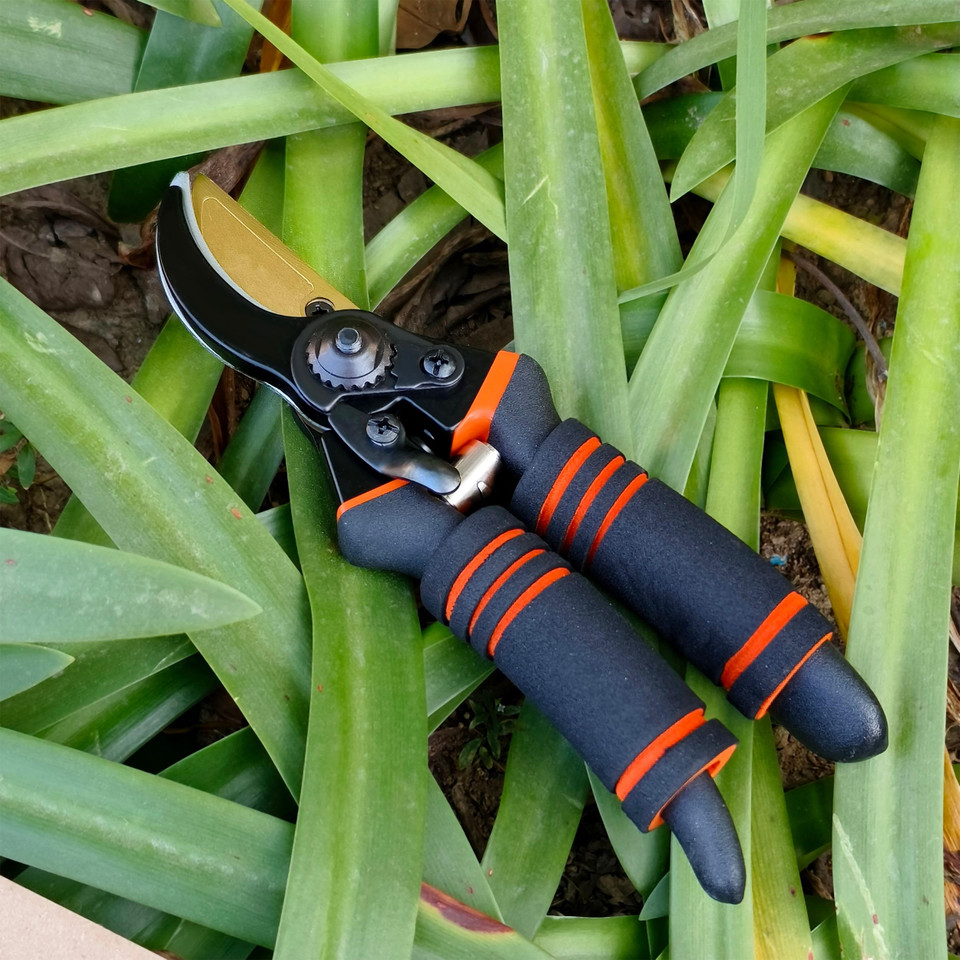 Premium Hand Pruner Garden Clipper product image