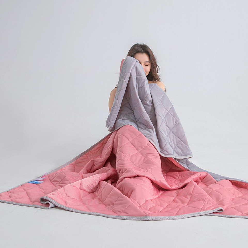 Soft Cool Touch Summer Bed Quilt product image