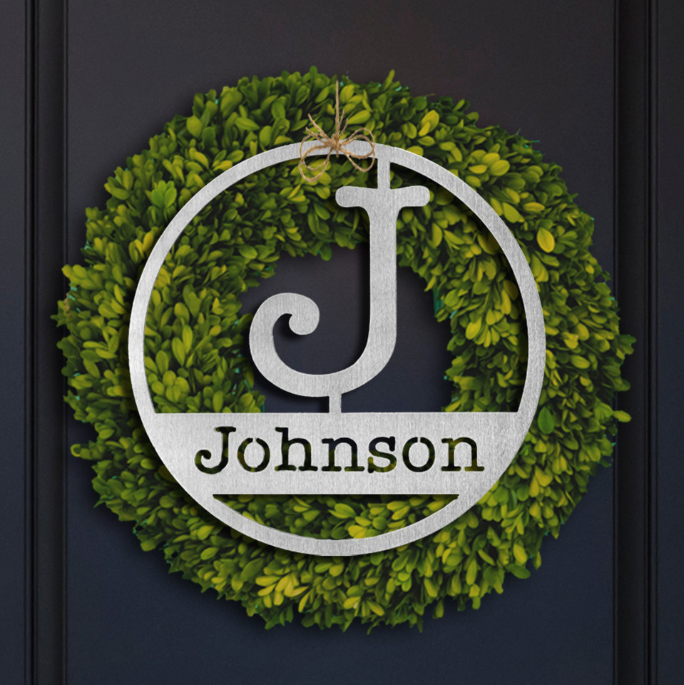 Personalized Circle Monogram Metal Name Sign product image