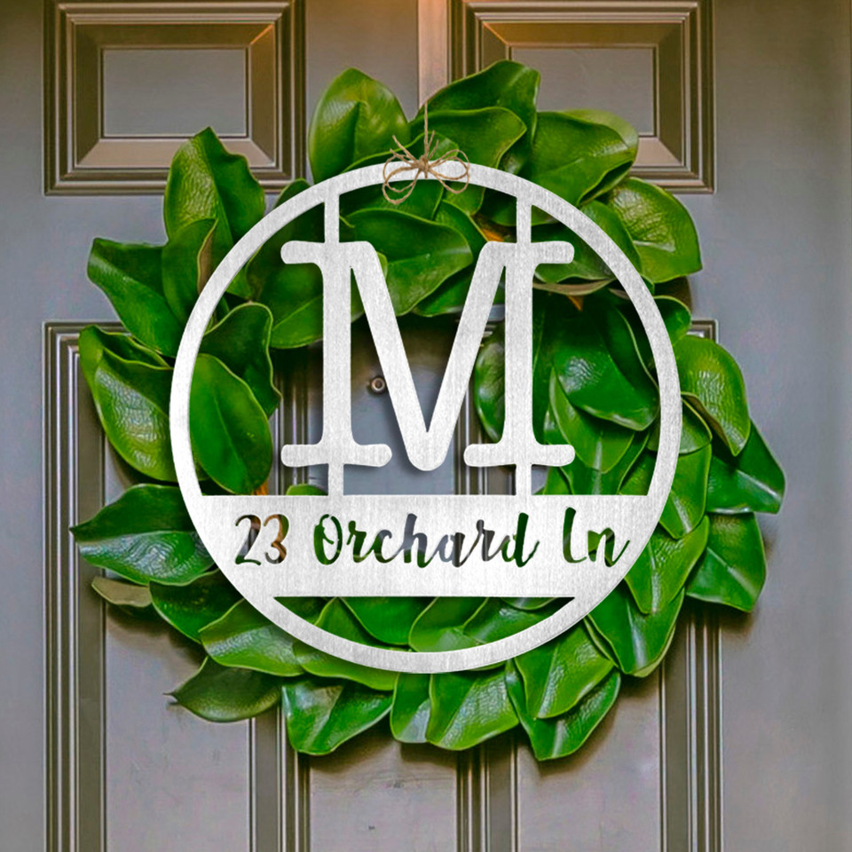 Personalized Circle Monogram Metal Name Sign product image