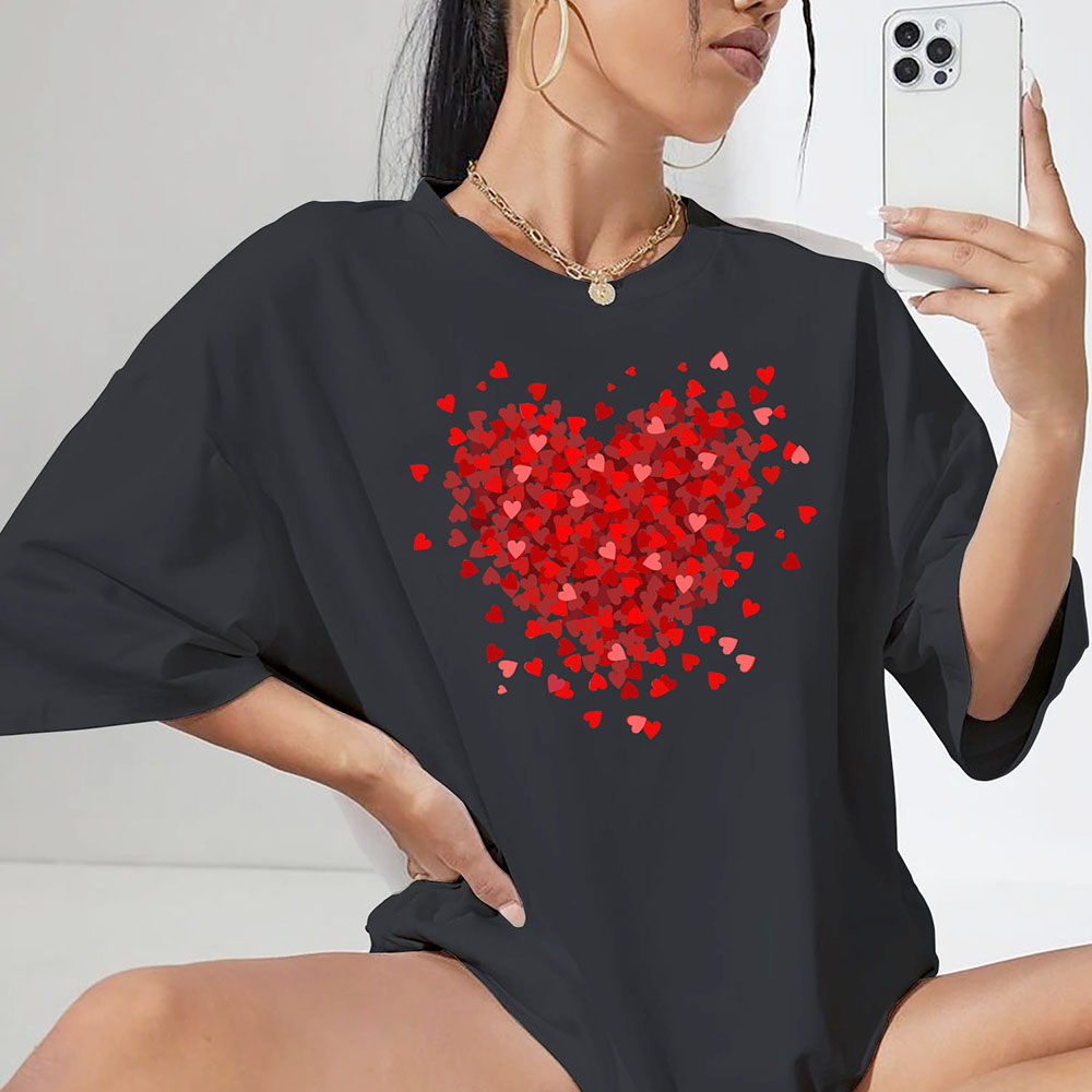 Women's Oversized Valentine's Day T-Shirts - Hearts Burst - White / 2XL