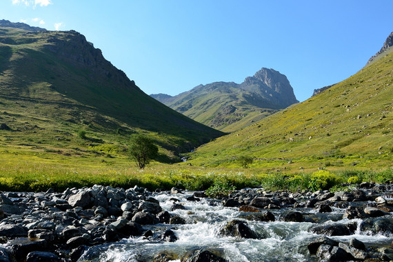 300W Glacial Brook Picture Prime Infrared Heating Panel 600 x 400 - Electric Wall Panel Heater