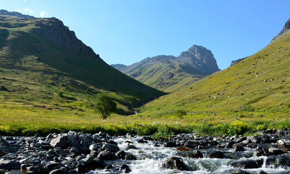 595x995 Glacial Brook Picture Nexus Wi-Fi Infrared Heating Panel 580W - Electric Wall Panel Heater